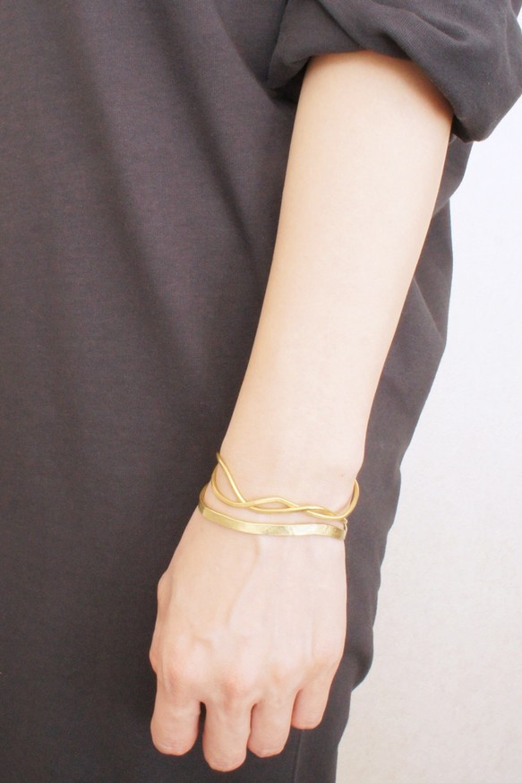 黃銅手環「with」ｘ「line」 第5張的照片