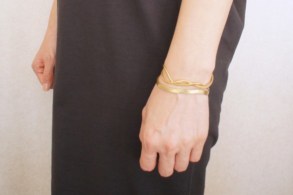 黃銅手環「with」ｘ「line」 第6張的照片