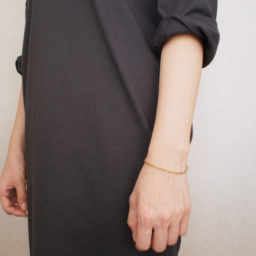 バングル「slender」【Msize着用】 ユニセックス S/M/Lサイズ