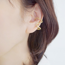 黃銅耳套“波紋”M 尺寸男女皆宜 第3張的照片