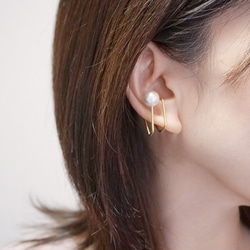 黃銅/單隻耳環：「Mutual」單隻耳環 第2張的照片