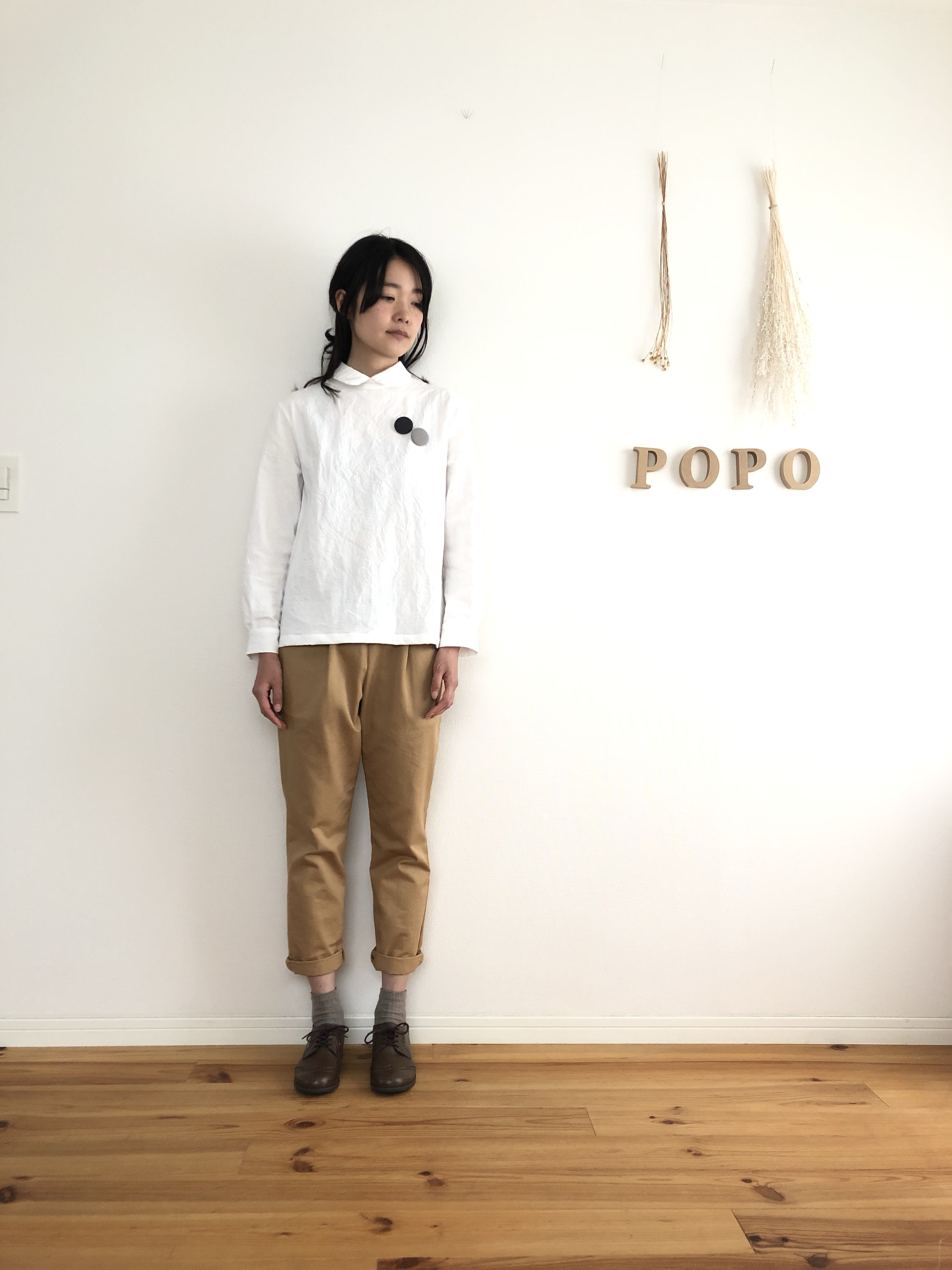 丸衿ブラウス　しわ加工