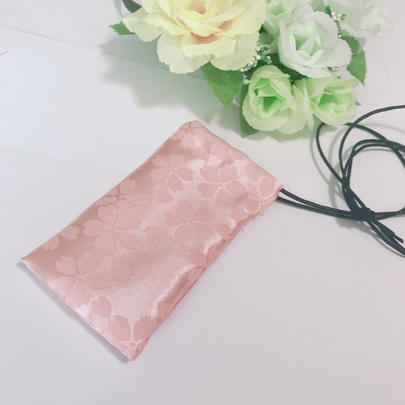 サテンピンク桜柄　お守り袋 2枚目の画像