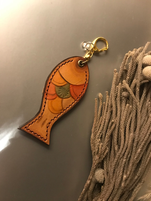 POPO- 魚兒 皮革吊飾 第2張的照片