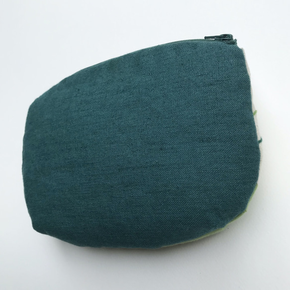 小鳥の森の刺繍ポーチ 9枚目の画像