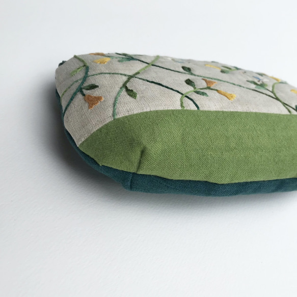 小鳥の森の刺繍ポーチ 10枚目の画像