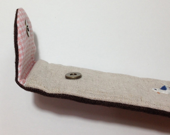 苺と小鳥の刺繍ペンケース 9枚目の画像