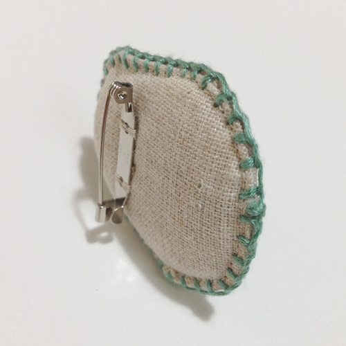 ホタルブクロの刺繍ブローチ ブローチ 早川靖子 通販 3309875｜Creema