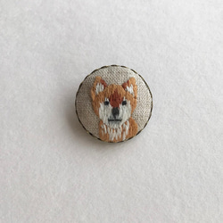 柴犬の刺繍ブローチ 1枚目の画像
