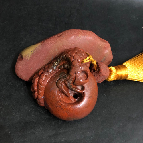 日本三大銘石 新潟県佐渡島産赤玉 手彫り 赤龍