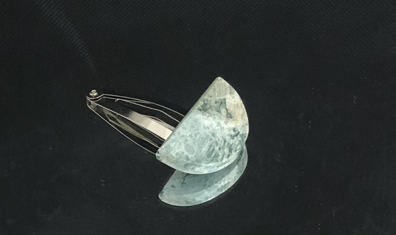 半月　ヘアピン