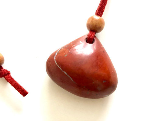 国産佐渡赤玉の手彫り愛しい蛤 ネックレス・ペンダント ケンちゃんの