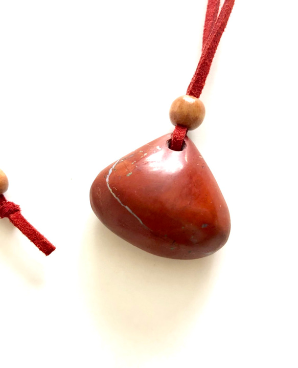 国産佐渡赤玉の手彫り愛しい蛤 ネックレス・ペンダント ケンちゃんの