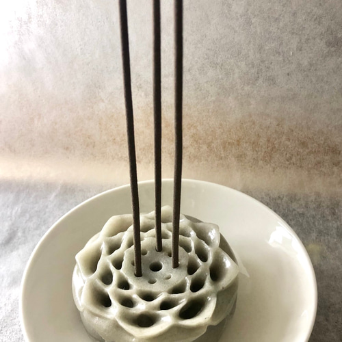 内モンゴル産佘太翡翠 手彫り曼荼羅お香立て&倒流香台 一輪挿し・花瓶