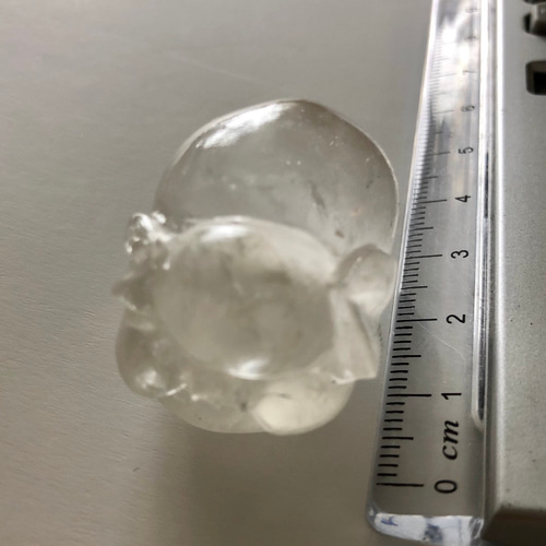 国産天然石 新潟産水晶手彫り 豚さんの石笛 彫刻 ケンちゃんの天然石