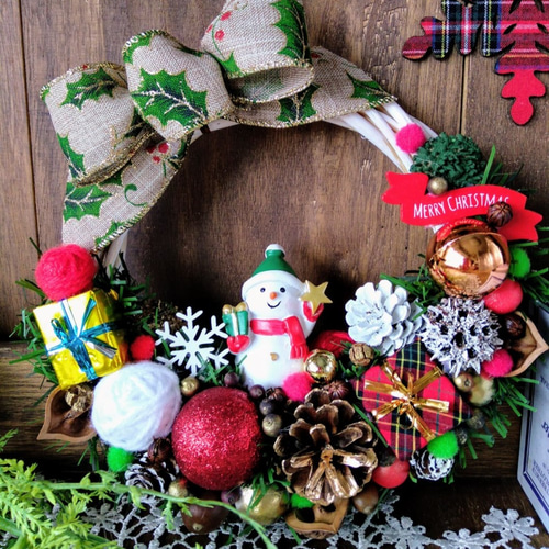 【公式】フジのお歳暮・冬ギフト - WEBカタログ掲載中 クリスマスリース スノーマンの可愛いクリスマスリース リース 人形