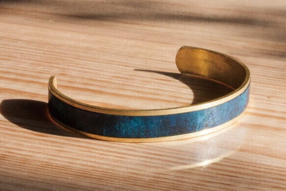 [革の水彩画 : 蒼翠] Brass Bangle 1枚目の画像