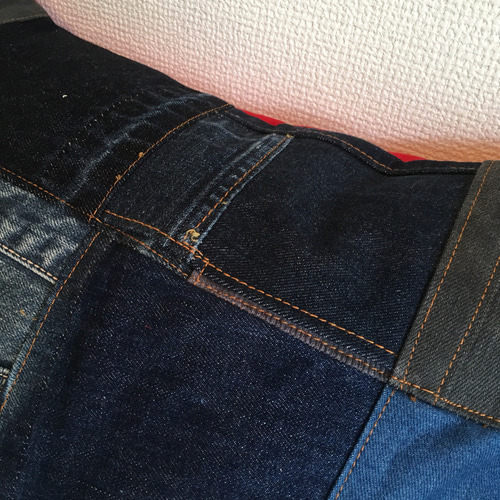 sold!ハンドメイド☆Levi'sデニムリメイククッションカバー デニムリメイク クッションカバー パッチワーク ハンドメイド d
