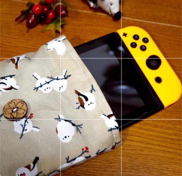 きゅう様専用・Nintendo Switch持ち運びポーチ・シマエナガ小・カーキ 2枚目の画像