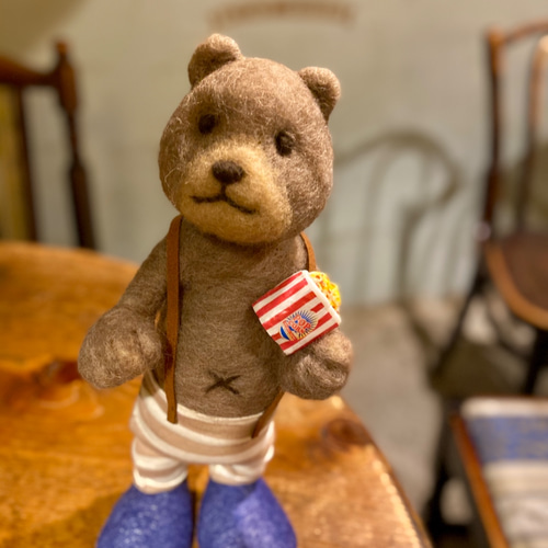 ぽっちゃりクマのジム・ファット・マクドナルド 羊毛フェルト