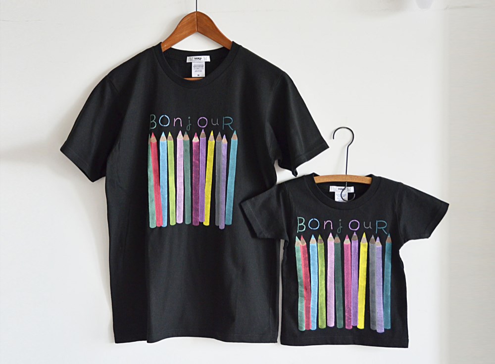 セット購入でお得　PaPaとKidsのおそろい色えんぴつTシャツセット 親子リンクコーデ ブラック【夏の福袋】父の日にも