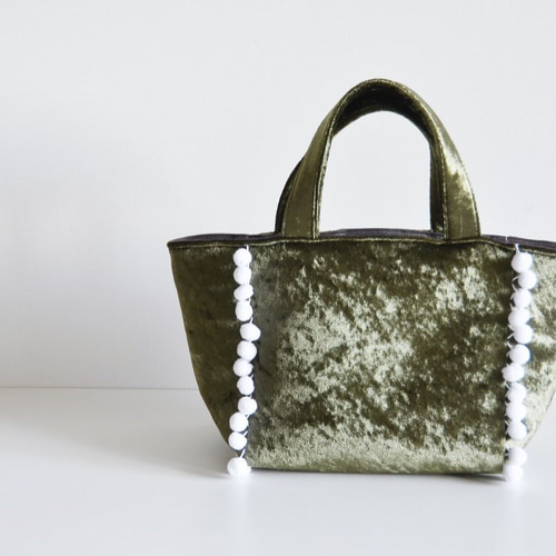 ポンポントートバッグ ベロア カーキ トートバッグ Somei et Miai 通販