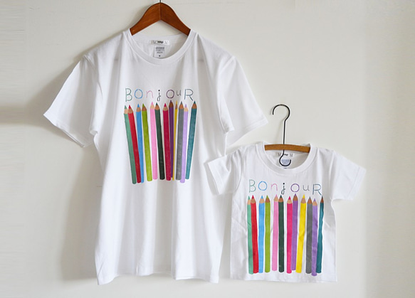 新作!  ”色えんぴつ” メンズTシャツ　 ホワイトパパも おそろいコーデでおでかけ♪父の日ギフトにも◎　 4枚目の画像