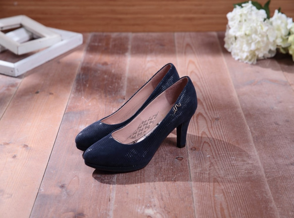 Bella-ブランド青黒 - マイクロチップレザーハイヒールの靴 2枚目の画像