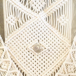 macramé tapestry (コンチョ付き) 2枚目の画像