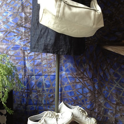 Valkoinen Bag（M）/白を育てるかばん 2枚目の画像