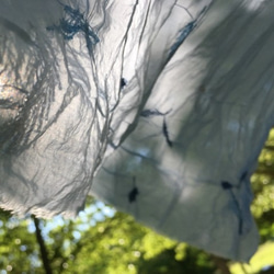 ABUKU SCARF ｜透過する水の羽衣 "maruhane-embroidery" c/#WATER 6枚目の画像