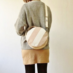 DOT LINE BAG / PINK BEIGE×KINARI 2枚目の画像