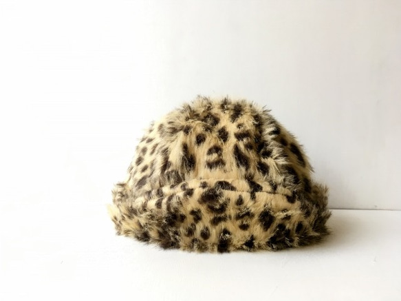 ALLFUR LEOPARD CAP【M】レオーパード柄エコファー*小さなつば*折り返しイヤーマフ帽 2枚目の画像