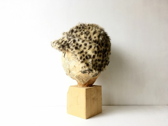 ALLFUR LEOPARD CAP【M】レオーパード柄エコファー*小さなつば*折り返しイヤーマフ帽 5枚目の画像