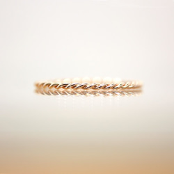 ＊14kgf＊ほんのりピンク＊ねじねじツイスト＊リング＊【金】twisted rose-gold ring /14kgf 1枚目の画像