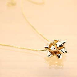 14kgf＊星形りぼん＊スターボウ＊ネックレス【金】gift bow necklace 2枚目の画像