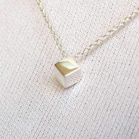 ｘsilver925xキューブxcubeｘ立方体xネックレス【銀】cube top silver necklace 2枚目の画像