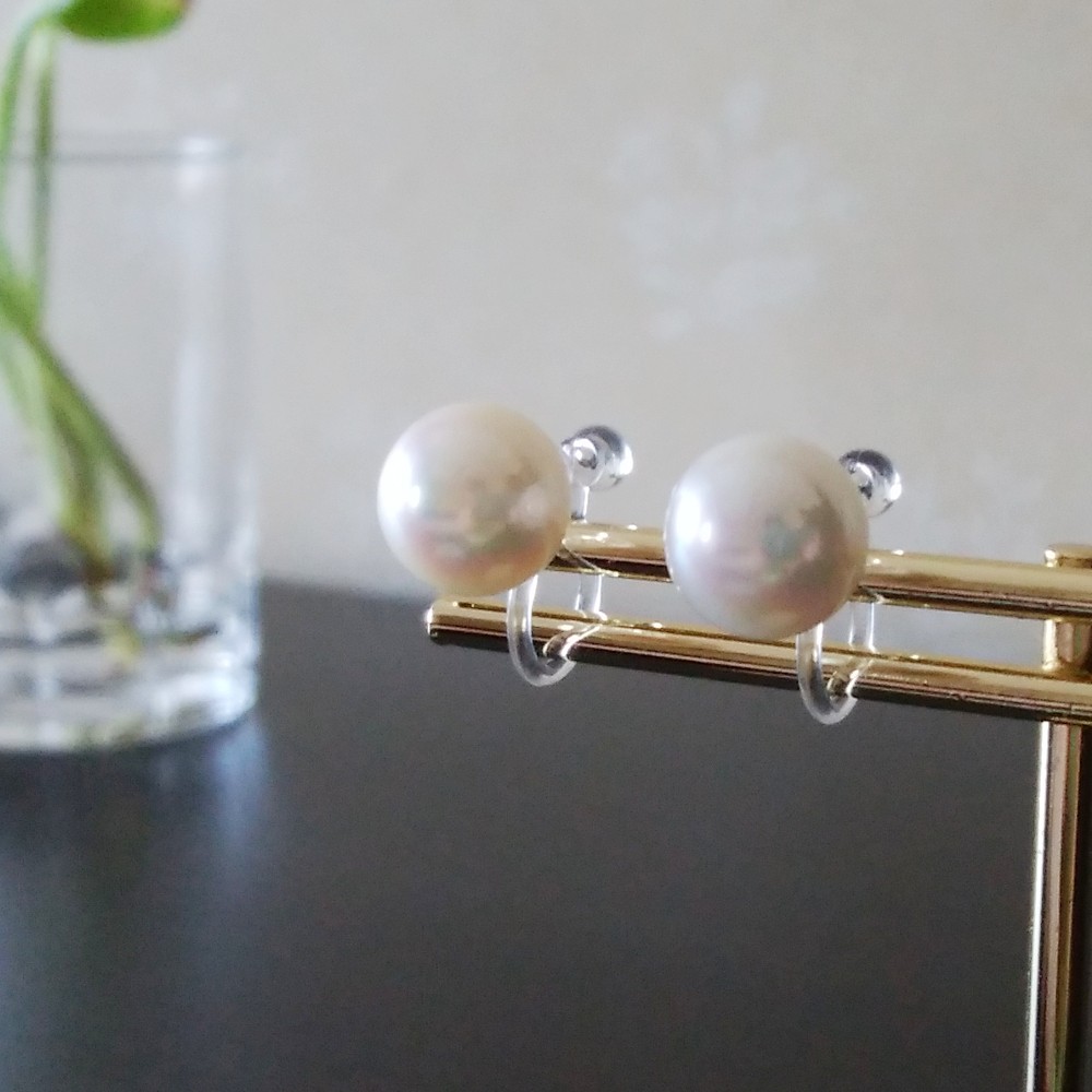 【日本産あこや真珠】7～7.9ｍｍ　一粒パールの樹脂ノンホールピアス　6月誕生石　冠婚葬祭に　【送料無料】