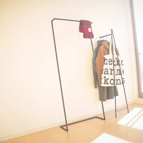 ミニマリストのハンガーラック（S） ハンガーラック autumnartwork