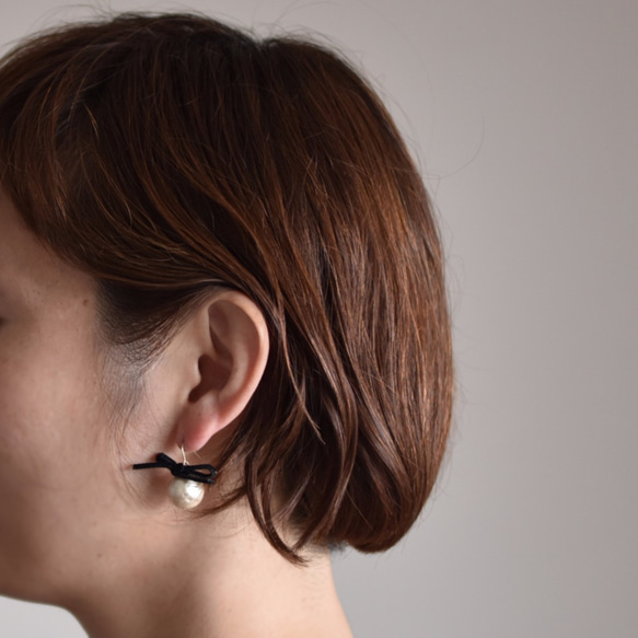 [SALE] 棉質珍珠絲帶耳環（耳環）14mm 黑色 第2張的照片