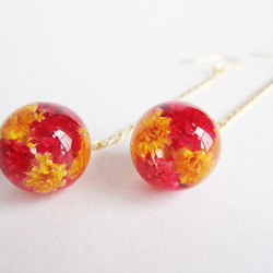 【受注制作】花球チェーンピアス　red✴︎orange 2枚目の画像