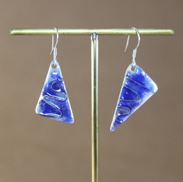 ► yoyohand ◄  藍色比薩海琺瑯耳環 第1張的照片