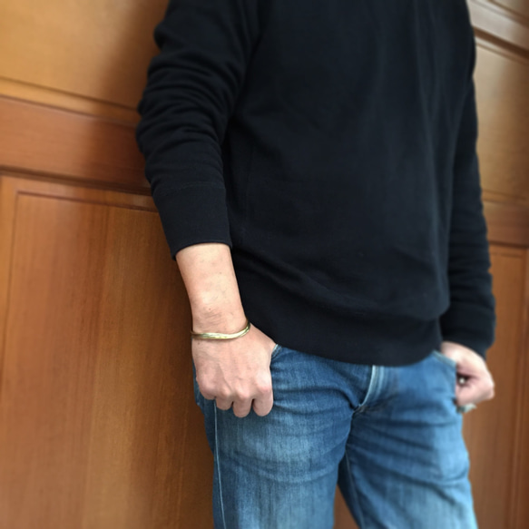 ► yoyohand ◄ 大無限鍛敲系列  黃銅手環  寬版 經典無紋 第2張的照片