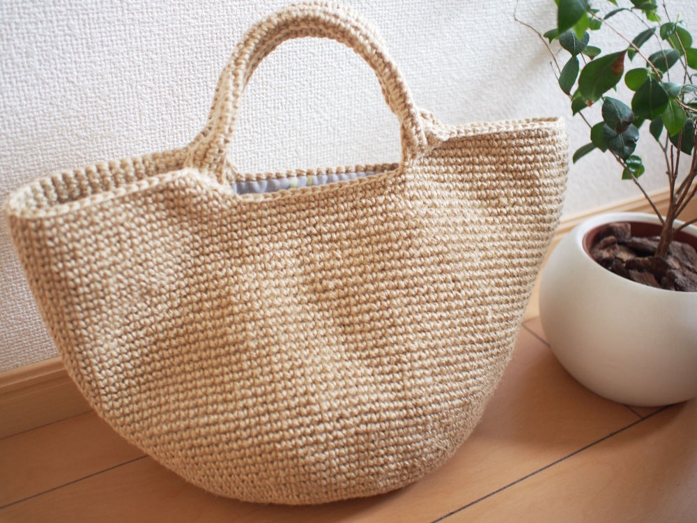 ＜受注制作＞北欧スタイルのコロンと丸底の麻ひもかごバッグ