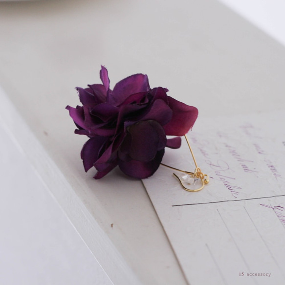 受注製作◆[Purpleパープル系]フラワーピアスイヤリングHydrangea 紫陽花＊Tearフック 3枚目の画像