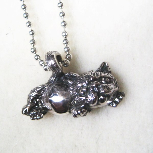 子猫 ぶらりん　ペンダントトップ