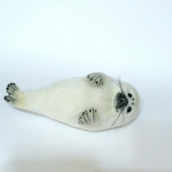 タテゴトアザラシ　赤ちゃん(´・ω・｀) サンキャッチャー 6枚目の画像