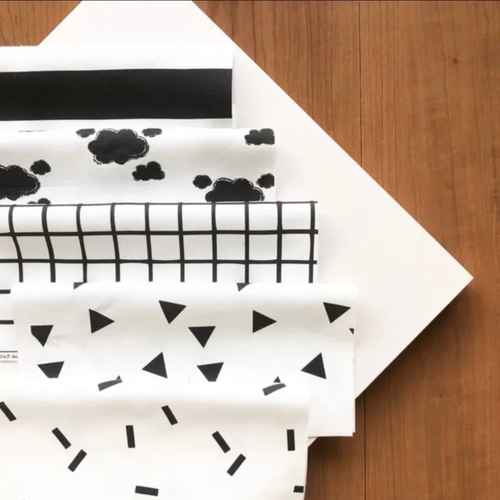 10cm単位価格】 Nordic Natural flower 北欧風 フラワー 花柄 綿麻キャンバス 生地 布 綿80％ 麻20％ 約110cm幅  ゆうパケット2ｍ対応 （ ハンドメイド 手作り 可愛い バッグ シューズ入れ 手芸 入園 入学 巾着 雑貨小物 日本製 ）の通販はau PAY  マーケット - とらや-fabric | 北欧　生地　ハンドメイド