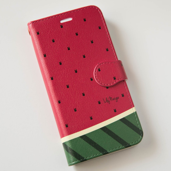 スイカとうさぎのスマホケース　手帳型　夏　ウサギ　すいか 2枚目の画像