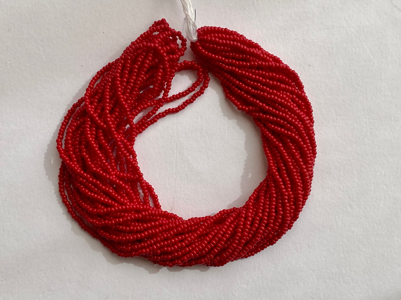 チェコ製★糸通しグラスビーズ★11/0サイズ ★ダークレッド色★1m★リュビネル針★糸通しビーズ★CZ11DR-O 2枚目の画像